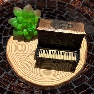 Vintage die cast pencil sharpener Miniature Piano figurine